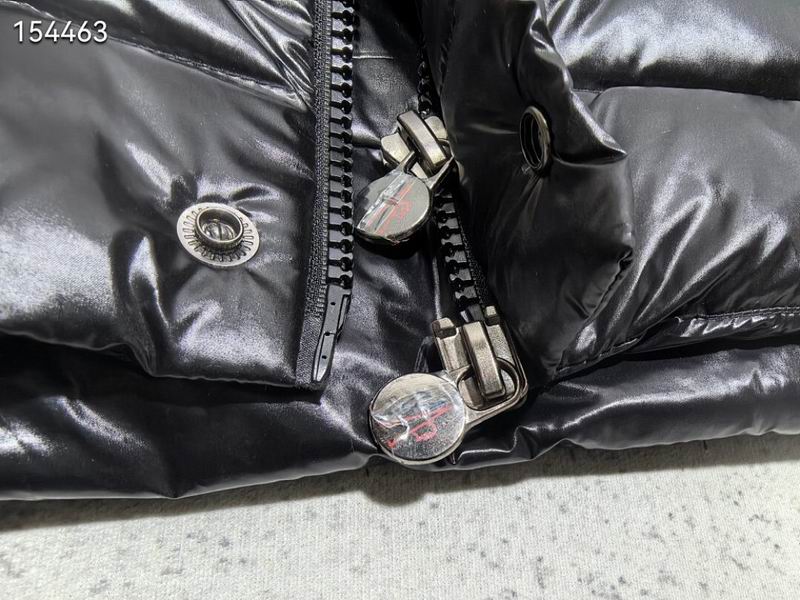 Lightweight Gloss Puffer Vest